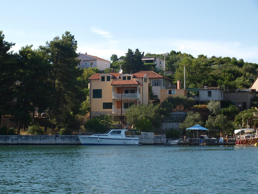 Buki Ploce (Dubrovnik-Neretva)